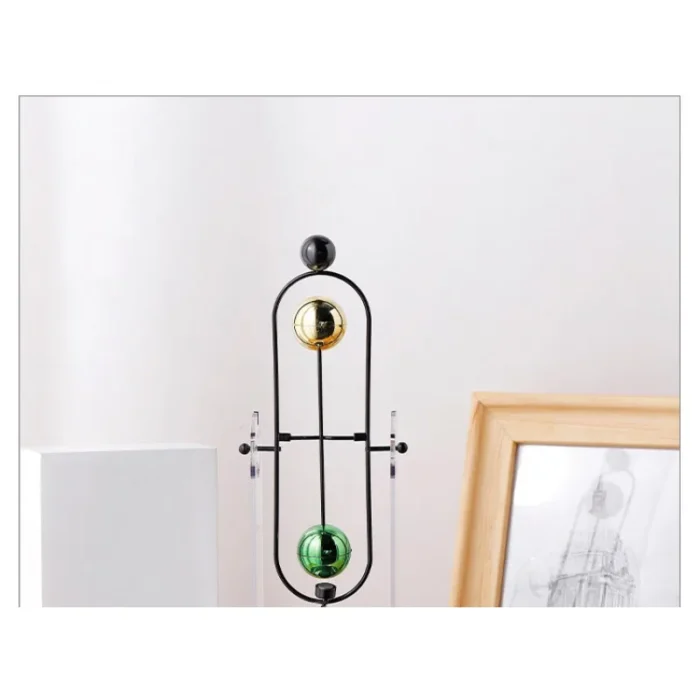 Pendule de newton mouvement infini