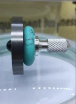 Toupie gyroscopique en acier tungstène torsadée à la main – Image 4