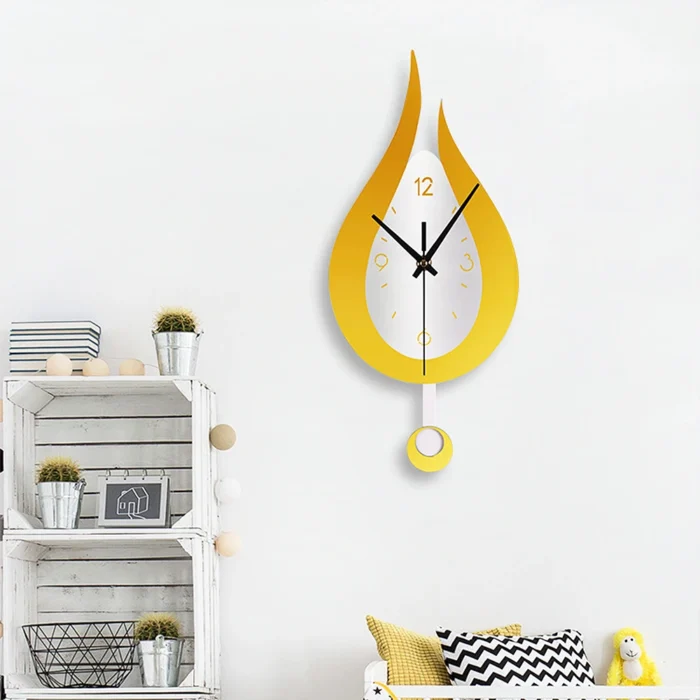 Horloge murale originale en forme de goutte d'eau