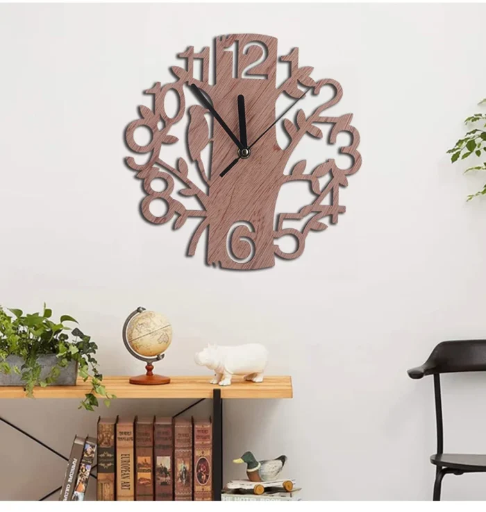 Horloge murale créatif en bois pour salon