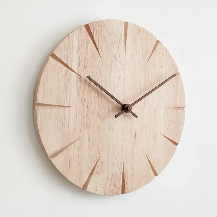 Horloge murale en bois de haute qualité