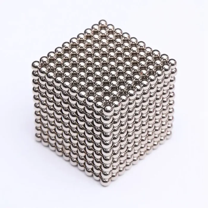 Cube magnétique 6x6x6 en argent