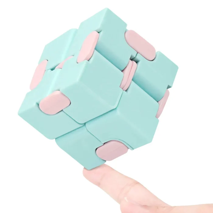 Mini cube infini coloré