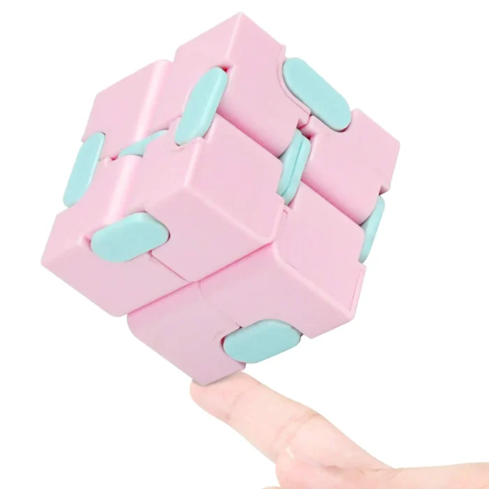 Mini cube infini coloré