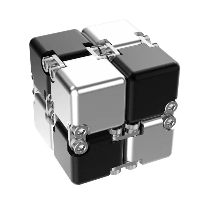 Cube infini design