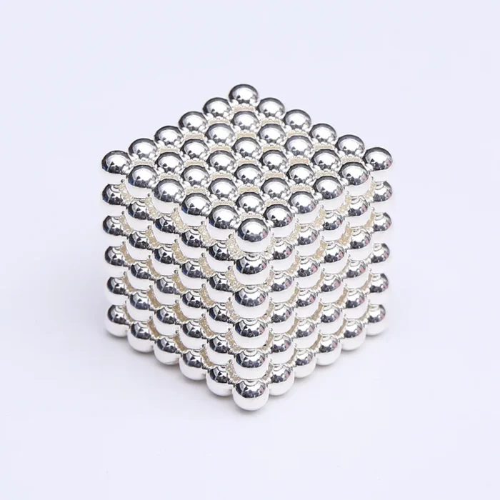 Cube magnétique 6x6x6 en argent