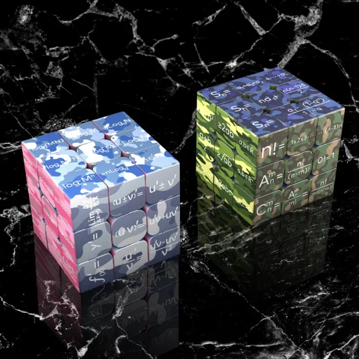 Cube infini à formule scientifique