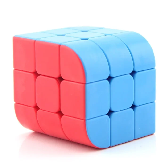 Cube infini surface cambrée