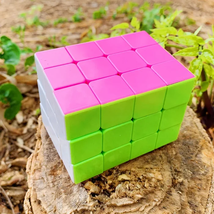 Infinity cube table